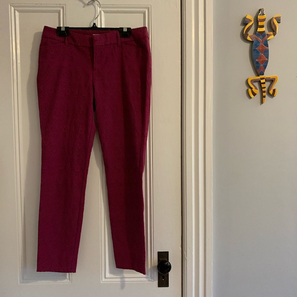 Old Navy pixie ankle cigarette pants. size 6